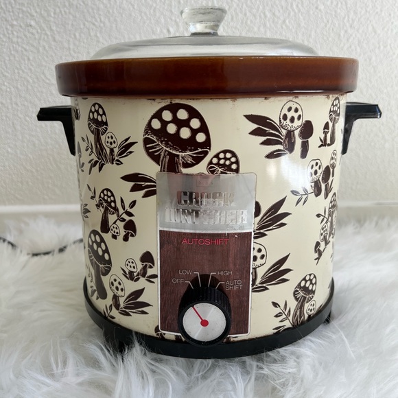 Sears Kitchen Sears Merry Mushroom Crockpot Poshmark